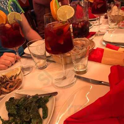 Avelino Tapas Y Vino