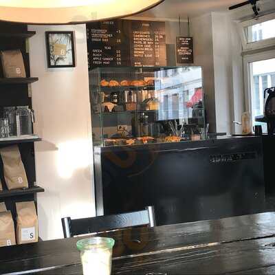 Milch Halle Berlin Coffee