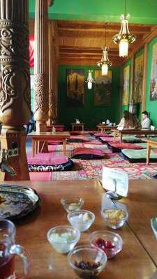 Tadshikische Teestube
