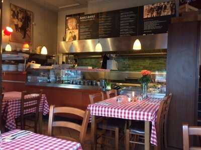 Amici Amici Paste & Pizze