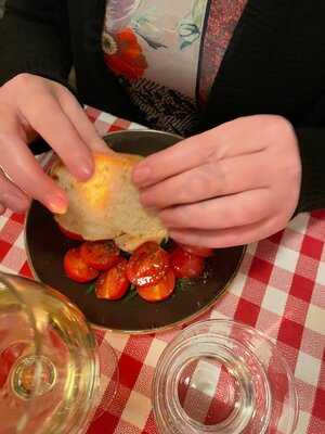 Amici Amici Paste & Pizze