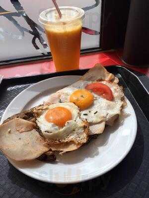 Schlemmer-pylon Am Tauentzien