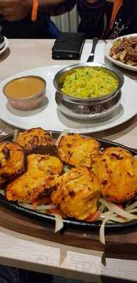 Makalu Kitchen Hamburg