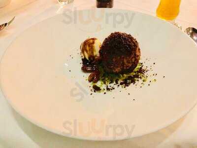 1687 Restaurant & Café