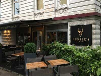 Hunters Bar & Grill