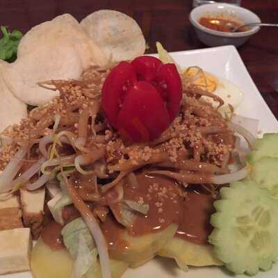 Handoyo's - Sate & Coffee