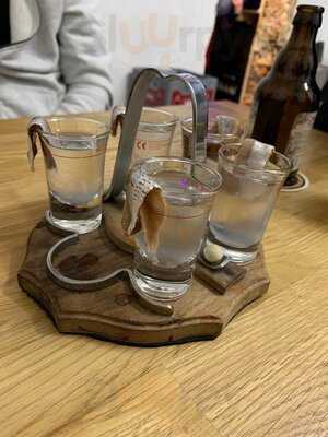 Kleine Haie Grosse Fische