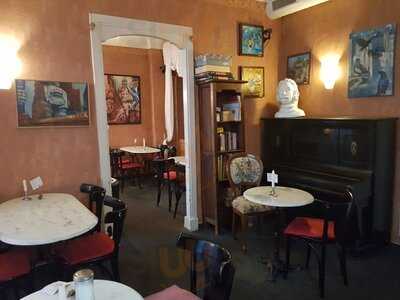 Café Bistro You're Welcome