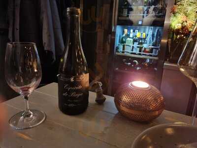 Calistoga Wine Saloon