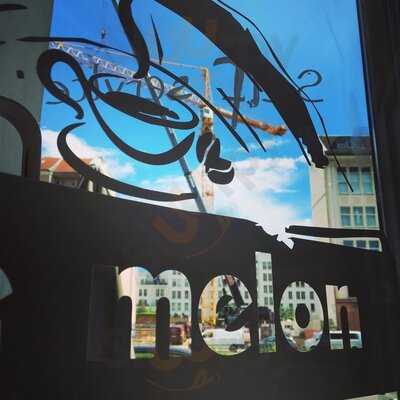 Cafe Melon