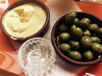 Amaranto - Tapas & Vino