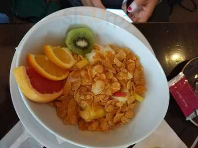 Noah's Restaurant & Café