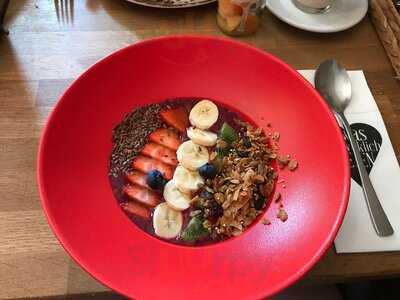 Was Wir Wirklich Lieben. Deli