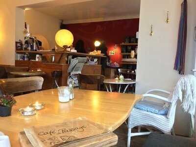 Cafe Du Passage
