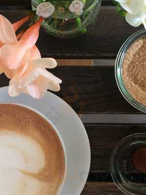 Krögers Kleine Schwester