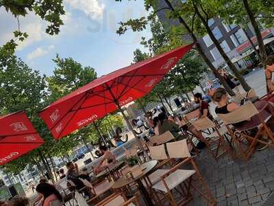 Alex Berlin Mercedes Platz