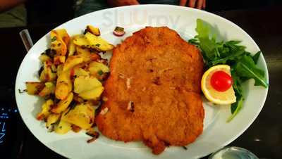 Lagano Bistro & Café