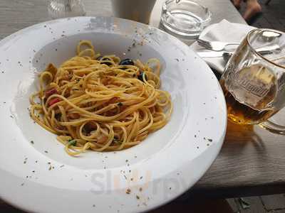 Lagano Bistro & Café