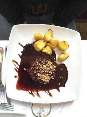 Rossosiena Vino E Cucina