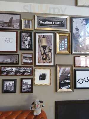 Emil’s Bistro & Bar