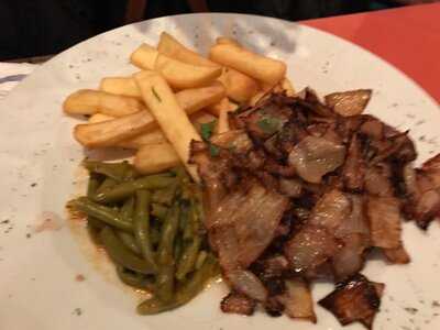 Taverna Levkos Pyrgos