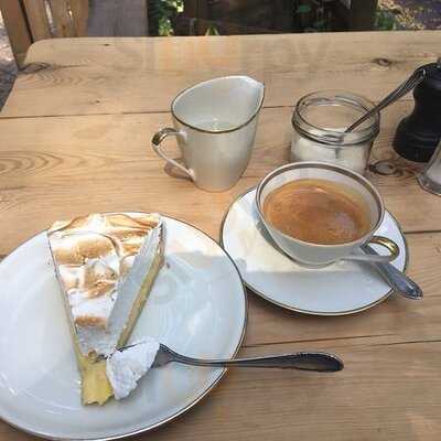 Bichou Bistro & Cafe