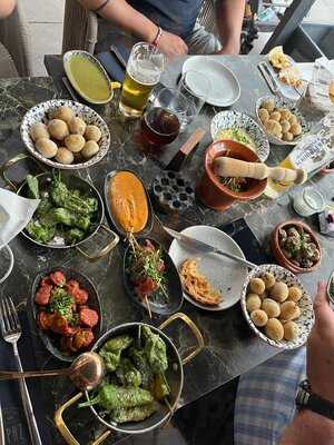 La Paz Tapas Restaurant & Weinbar