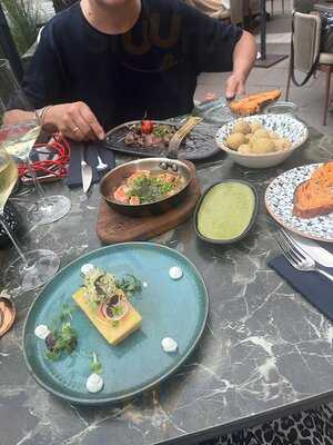 La Paz Tapas Restaurant & Weinbar