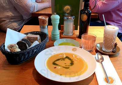 Dinea Restaurant & Café