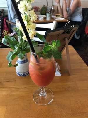 Limu Cafe And Bistro