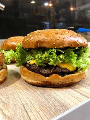 Harput Grill - Döner Und Bäckerei