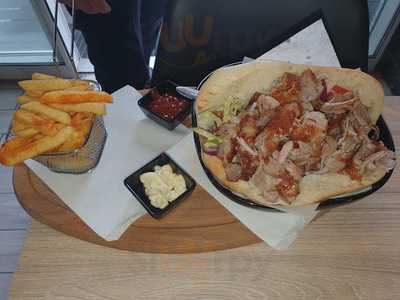 Harput Grill - Döner Und Bäckerei