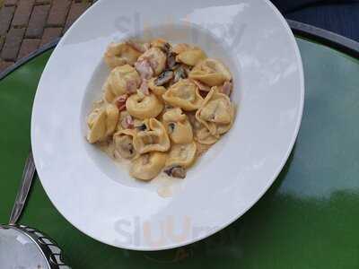 Bahnhofsgaststätte Fünfhausen