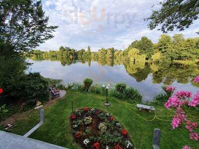 Bahnhofsgaststätte Fünfhausen