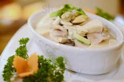 Bar & Restaurant Shan Shan