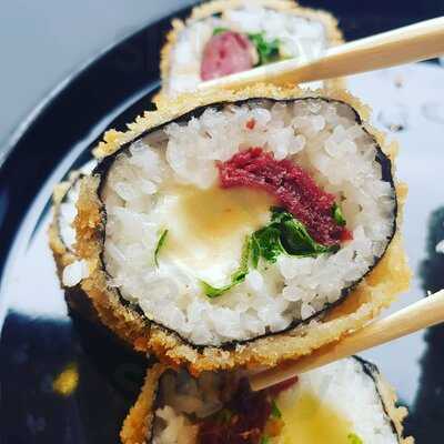 Moji Sushi