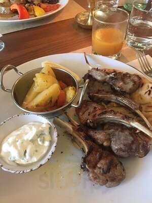 Spentzas - Vaia's Greek Restaurant