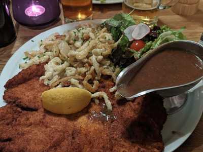 Hatari - Pfälzer Stube