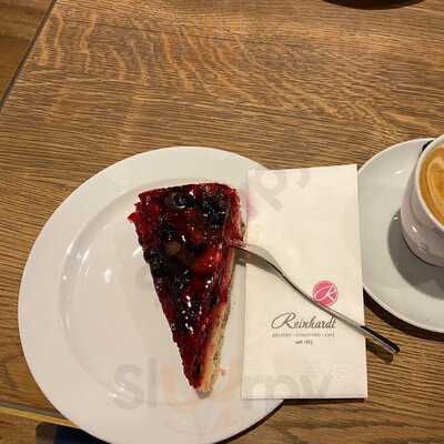 Cafe Reinhardt