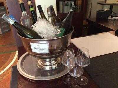 Nor - Not Only Riesling Bar & Weinhandel