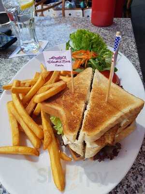 Andy's Diner & Bar