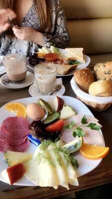 Rubens Coffee Lounge