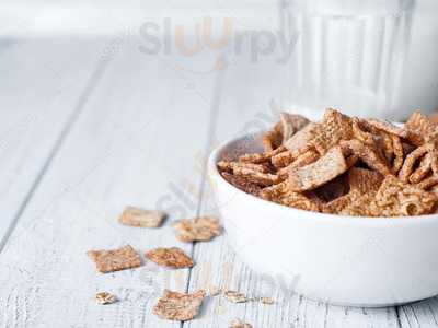 Goapuccino Lounge/ Café