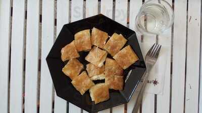 Griechische Feinkost Cafe Mana