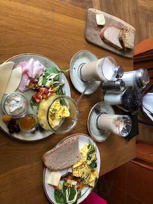 Kerszberg’s Café & Genuss