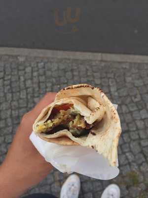 The King Of Falafel – Mo's Kleiner Imbiss