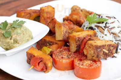 Essentis Vegetarisches Bio - Restaurant An Der Spree