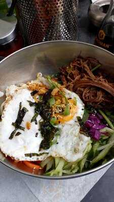 Pacifico Buns & Bowls