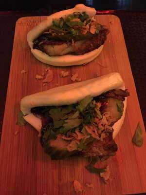 Pacifico Buns & Bowls