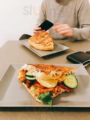 Vegan Snackbar 1 By Attila Hildmann (bio)